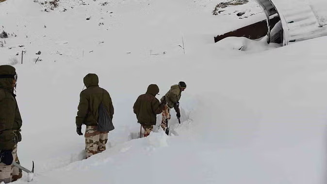 Chamoli avalanche news