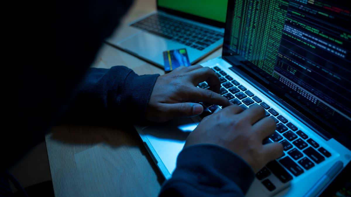 Pakistani hackers target India